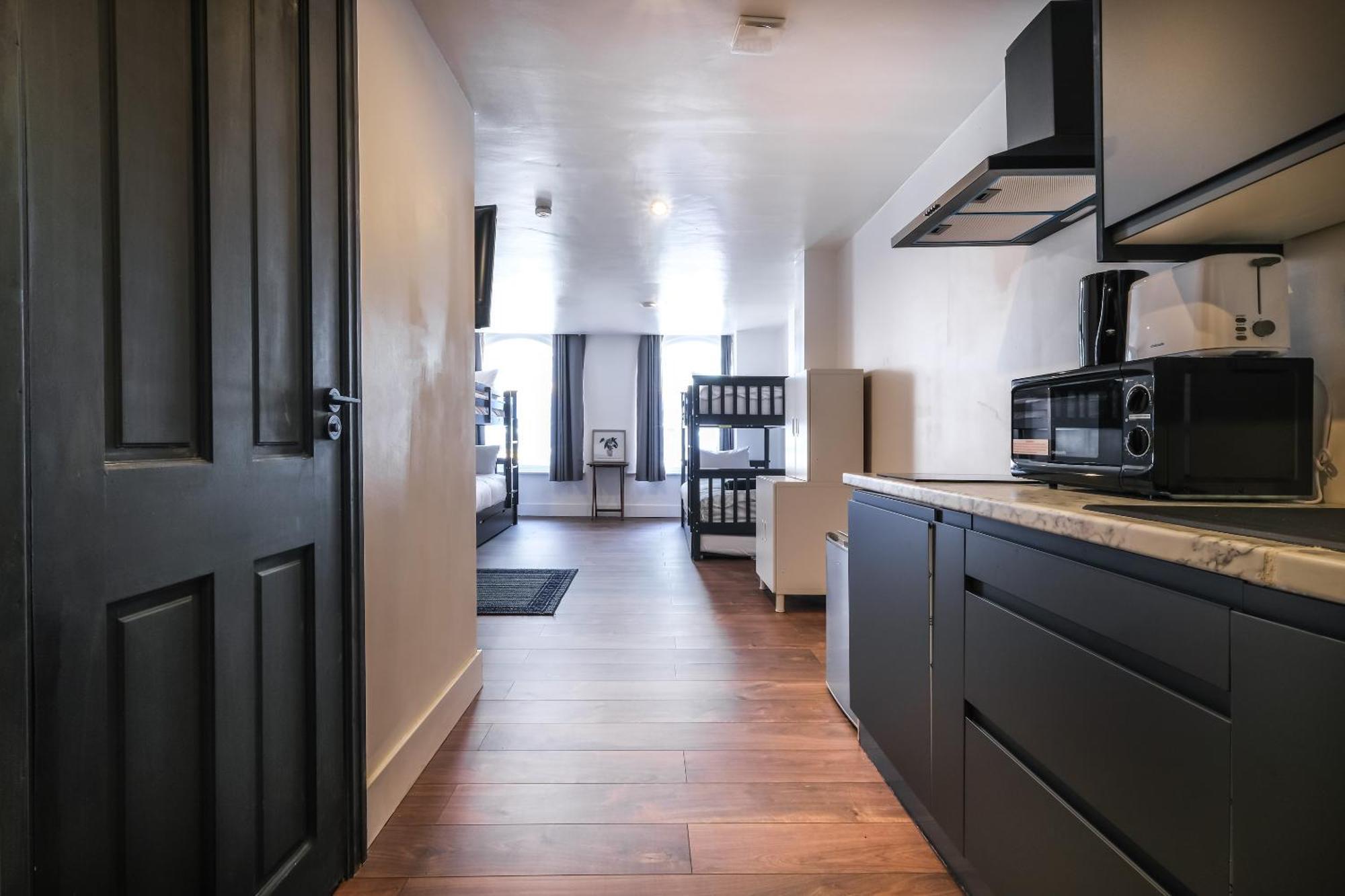 Piccadilly Wonderland Sleep 8 Vra Apartment ลอนดอน ภายนอก รูปภาพ