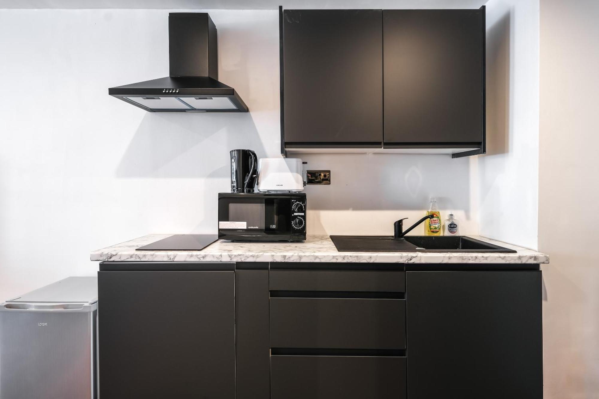 Piccadilly Wonderland Sleep 8 Vra Apartment ลอนดอน ภายนอก รูปภาพ